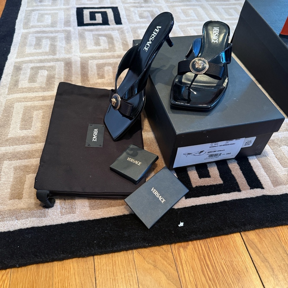 Versace sandalo T.45 Vernice+Raso - Picture 2 of 10